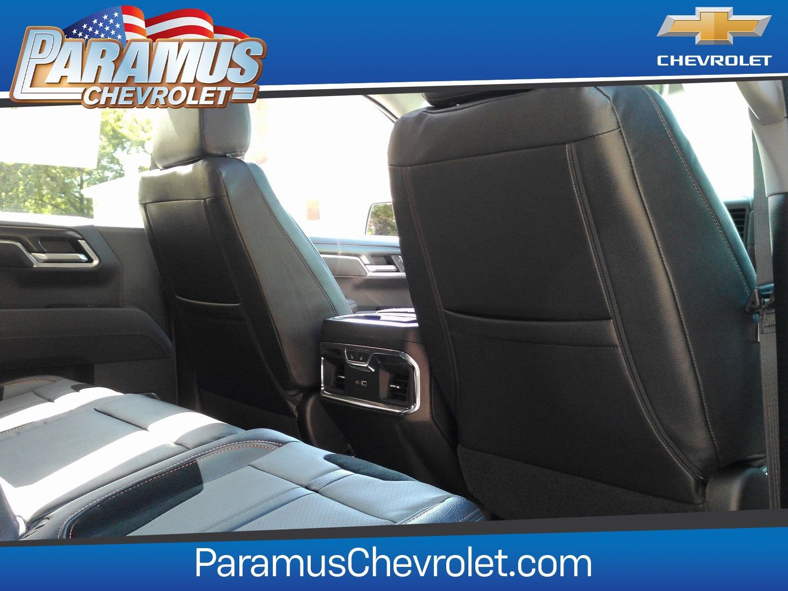 2025 Chevrolet Silverado 1500 LTZ - Photo 11