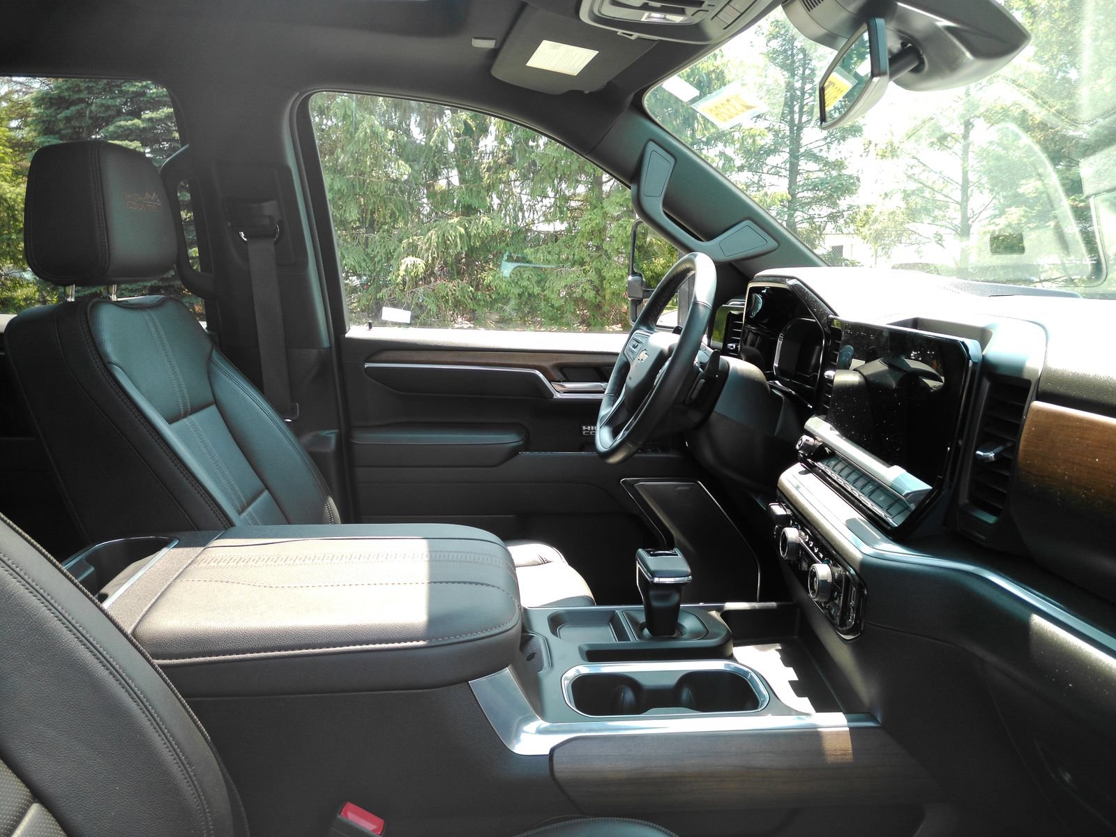 2024 Chevrolet Silverado 1500 High Country - Photo 16