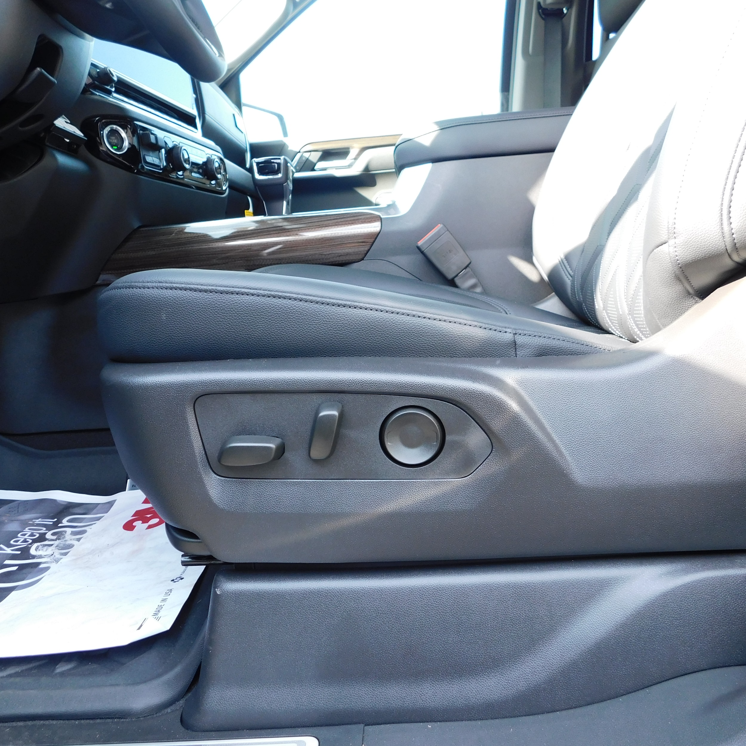 2025 Chevrolet Silverado 1500 RST - Photo 17