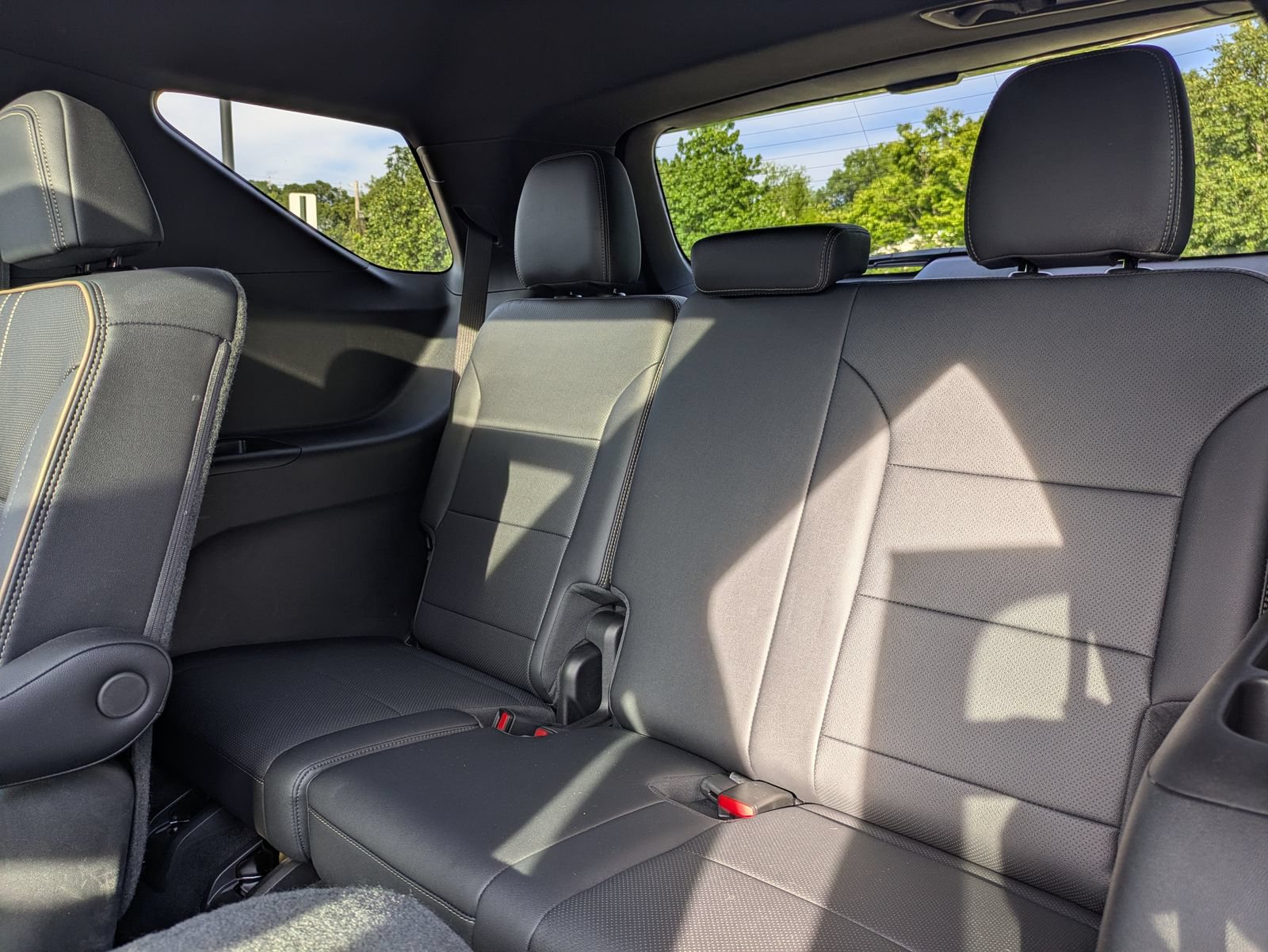 2025 Chevrolet Traverse High Country - Photo 16