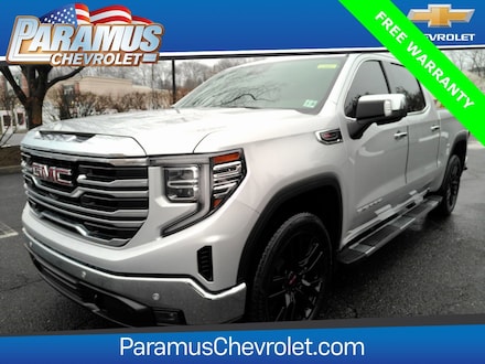 2022 GMC Sierra 1500 SLT Truck Crew Cab