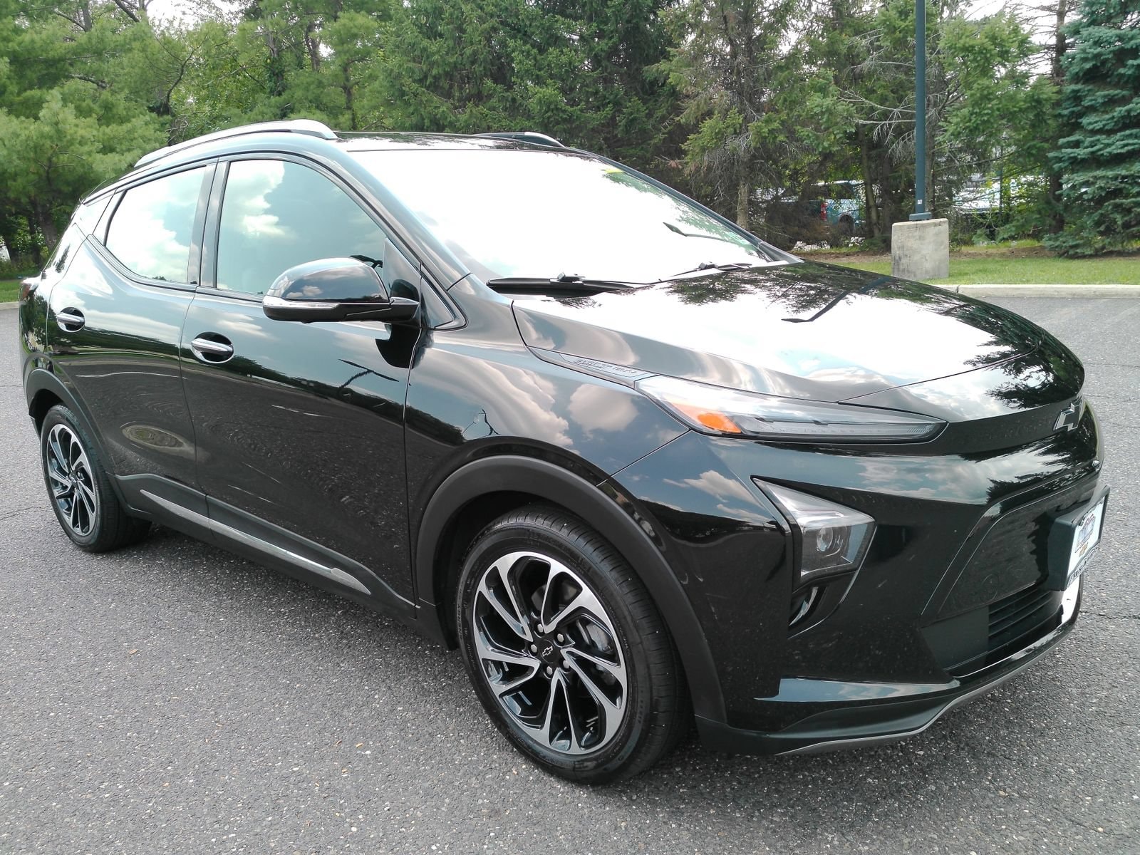Used 2023 Chevrolet Bolt EUV Premier with VIN 1G1FZ6S02P4128204 for sale in Paramus, NJ