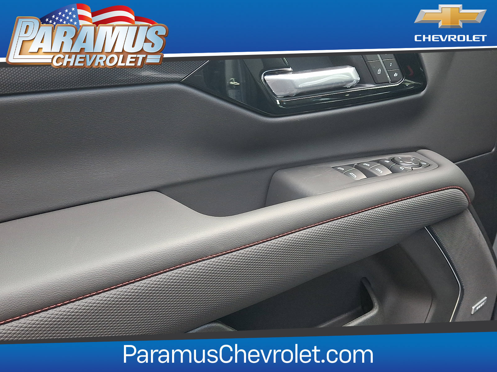 2026 Chevrolet Suburban RST - Photo 8