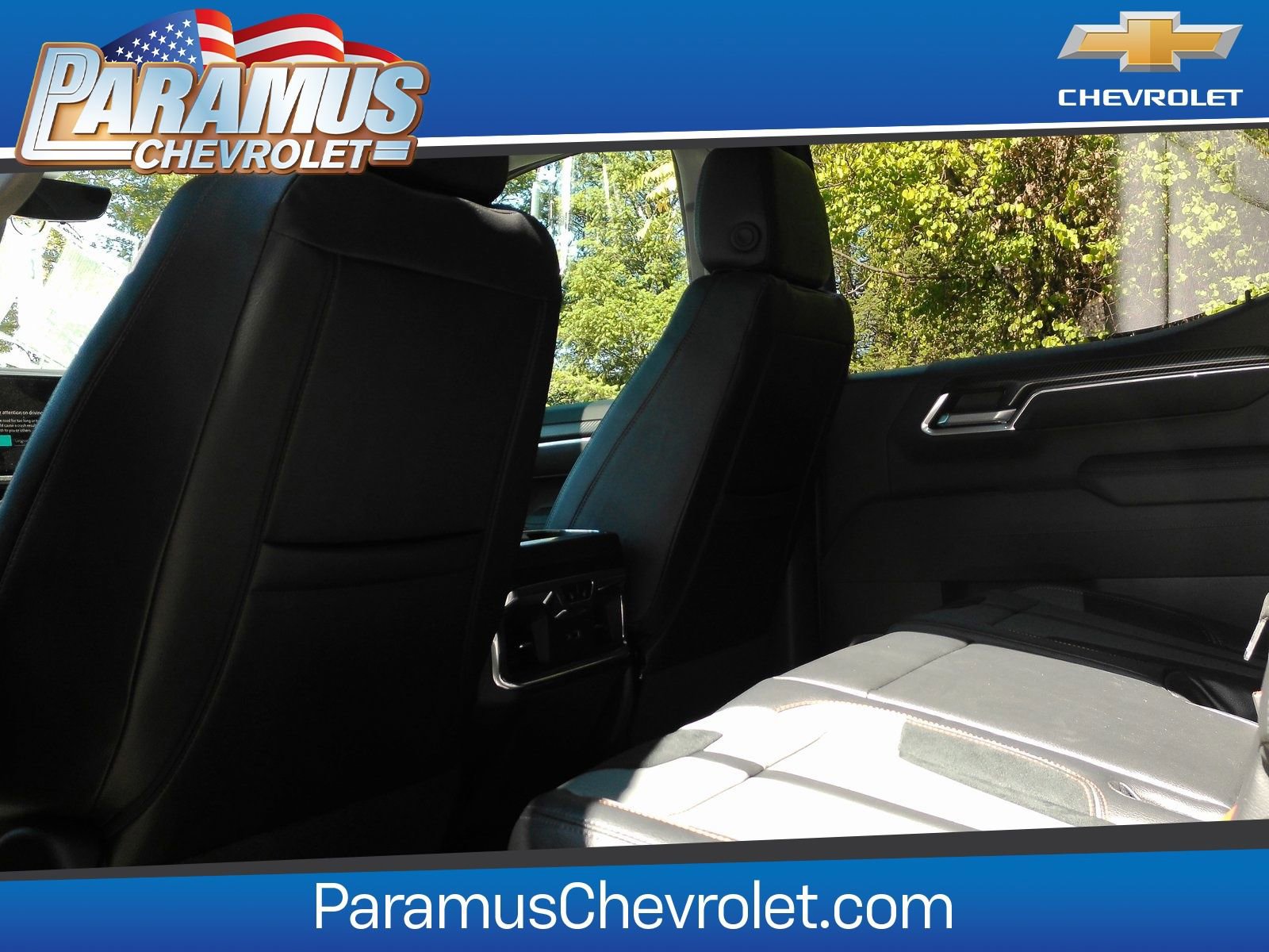 2025 Chevrolet Silverado 1500 LTZ - Photo 9