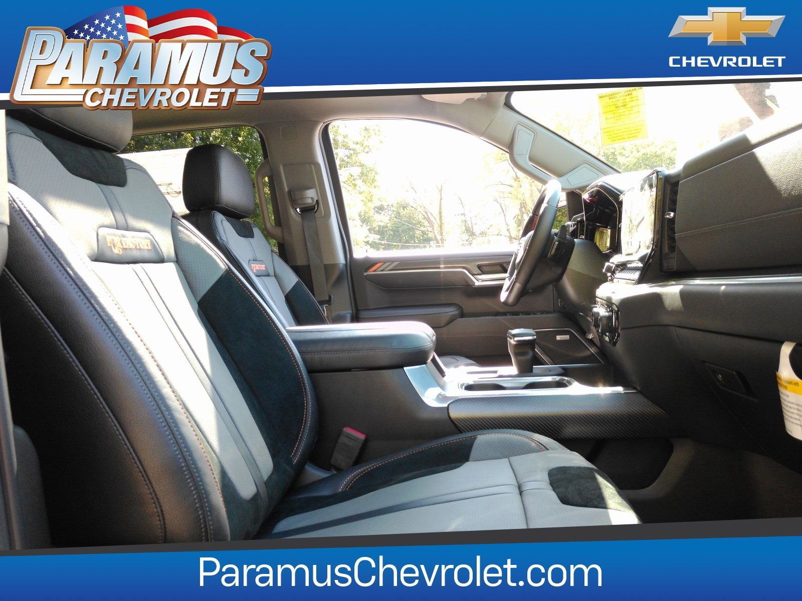 2025 Chevrolet Silverado 1500 LTZ - Photo 14