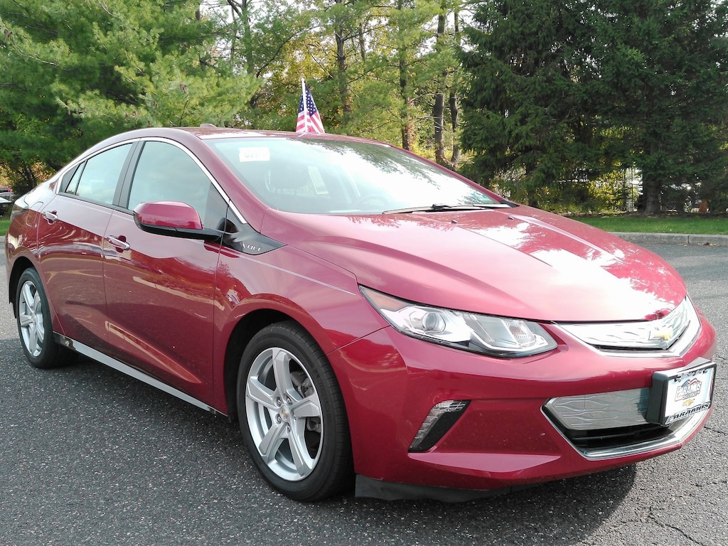 Used 2018 Chevrolet Volt LT Car