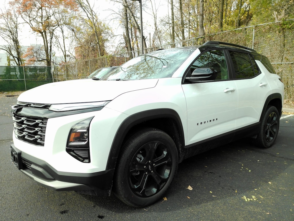 New 2026 Chevrolet Equinox LT SUV