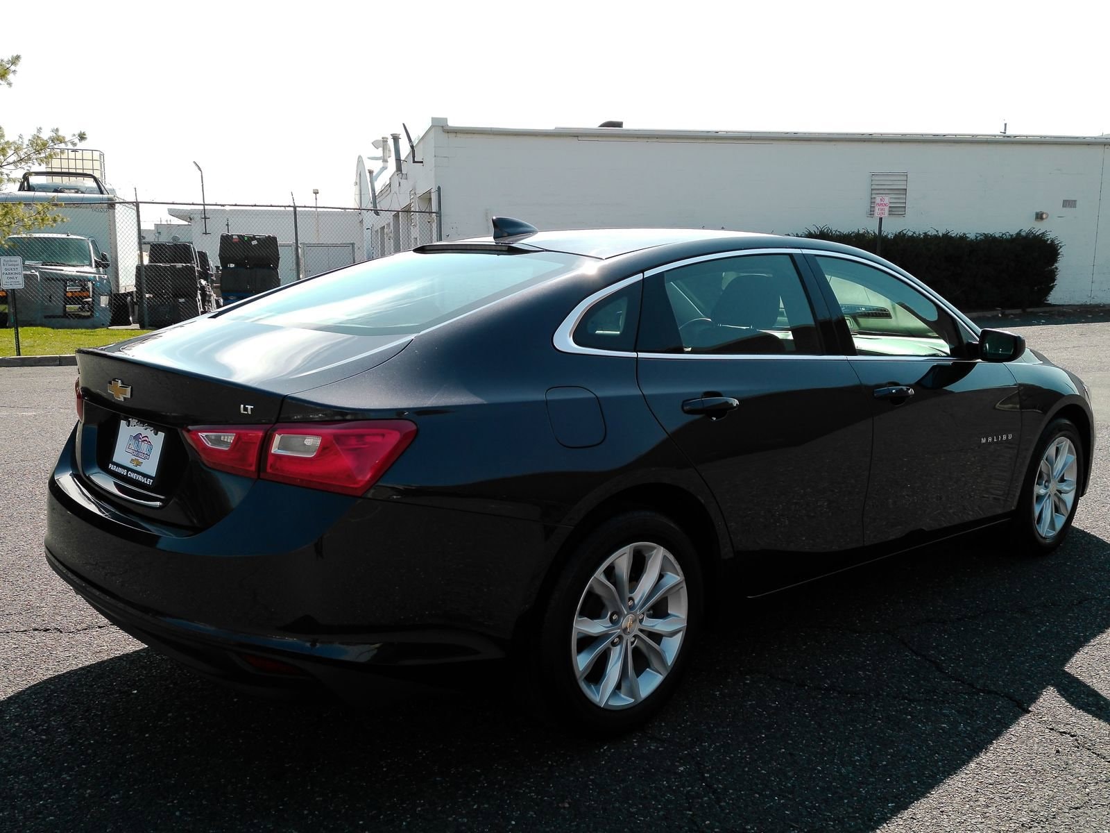 View vehicle photo 6