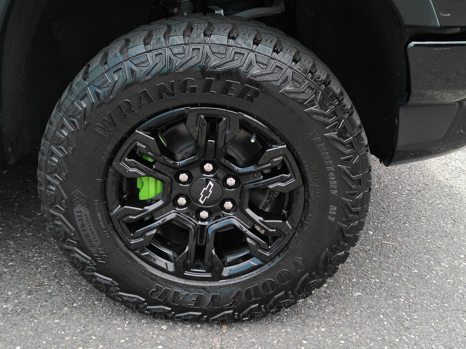 2024 Chevrolet Silverado 1500 ZR2 - Photo 27