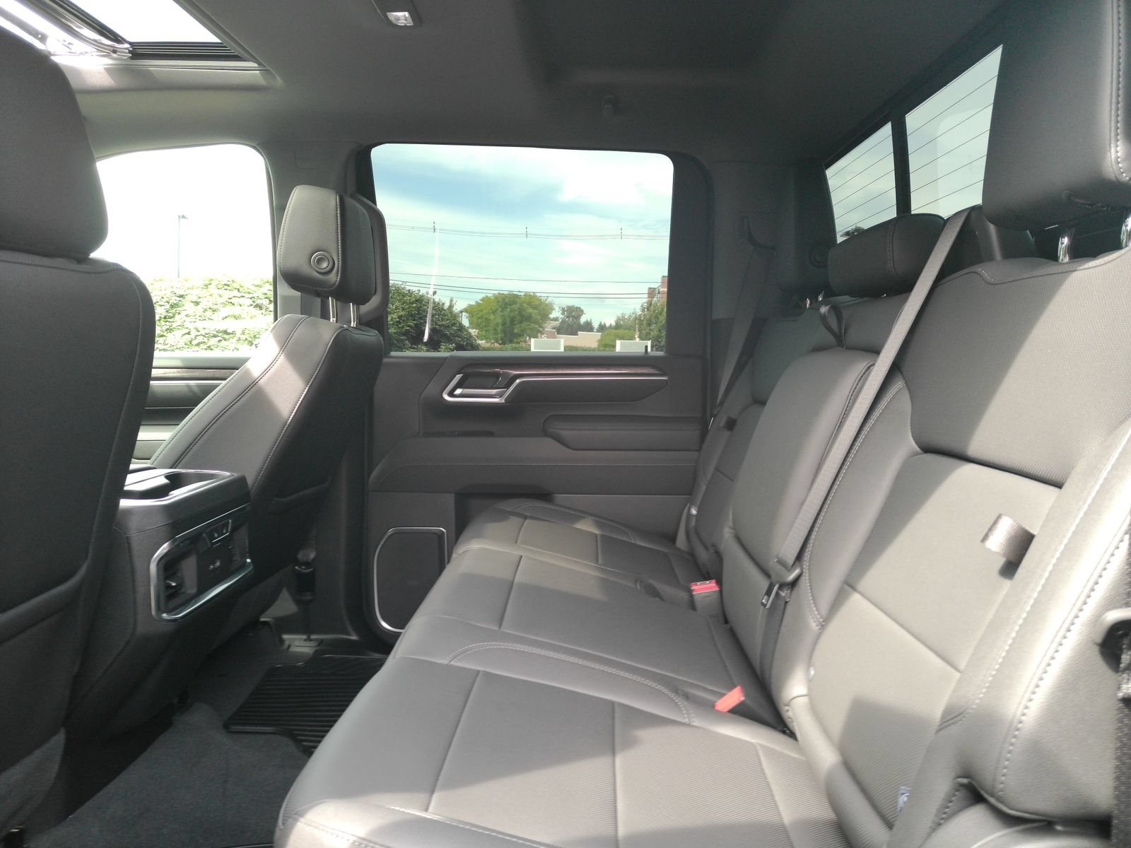 2025 Chevrolet Silverado 2500HD LTZ - Photo 12
