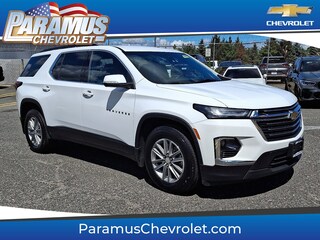 2023 Chevrolet Traverse LT Leather SUV