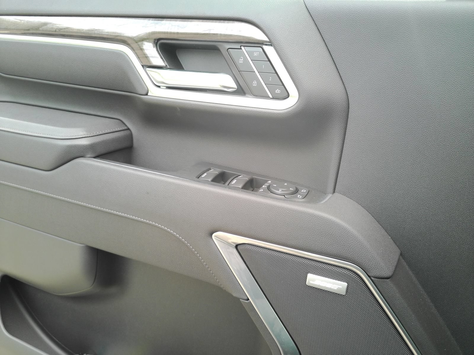 2025 Chevrolet Silverado 2500HD LTZ - Photo 21