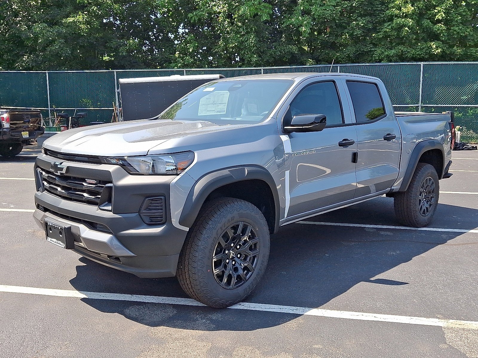 2026 Chevrolet Colorado Trail Boss photo 2