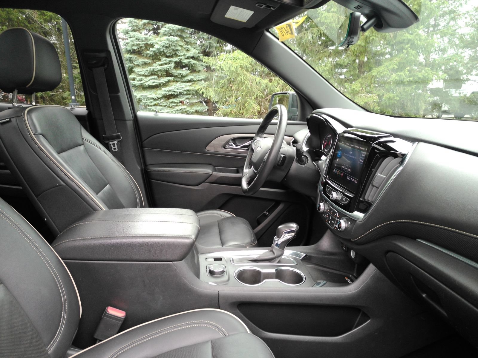 2022 Chevrolet Traverse Premier - Photo 17
