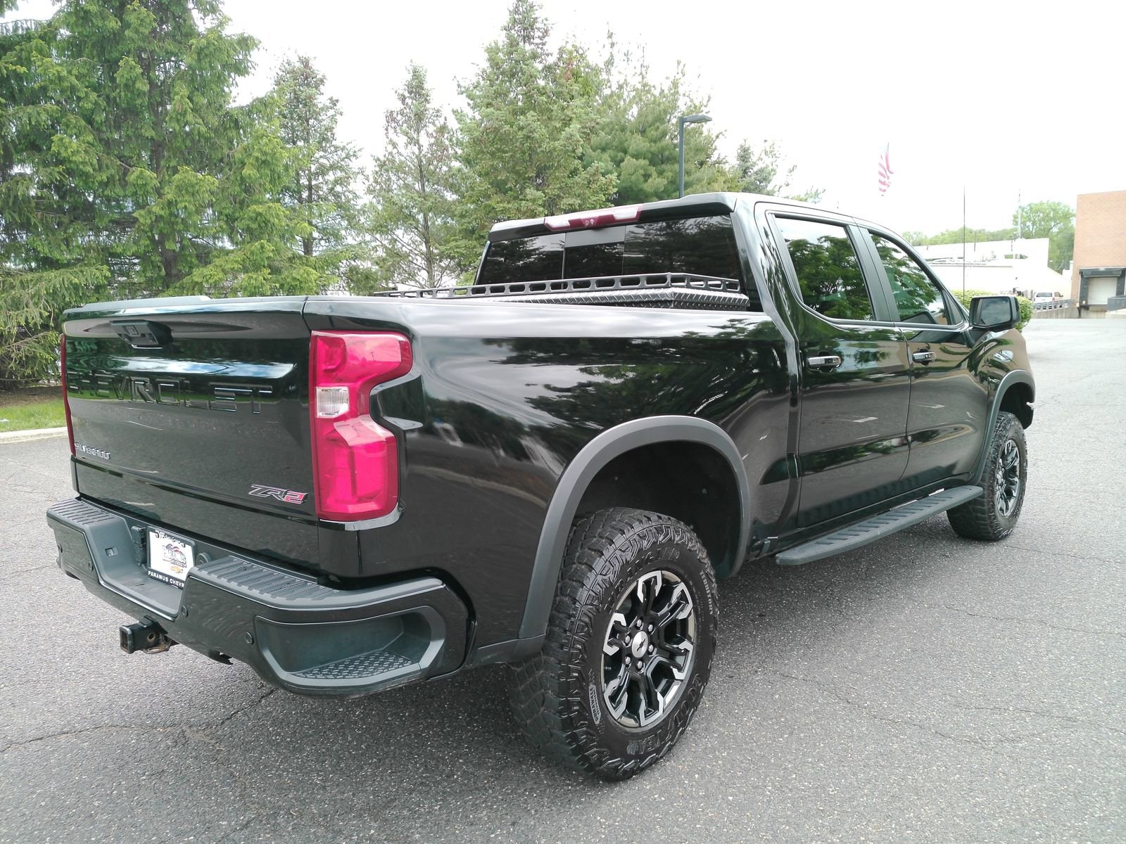 View vehicle photo 6