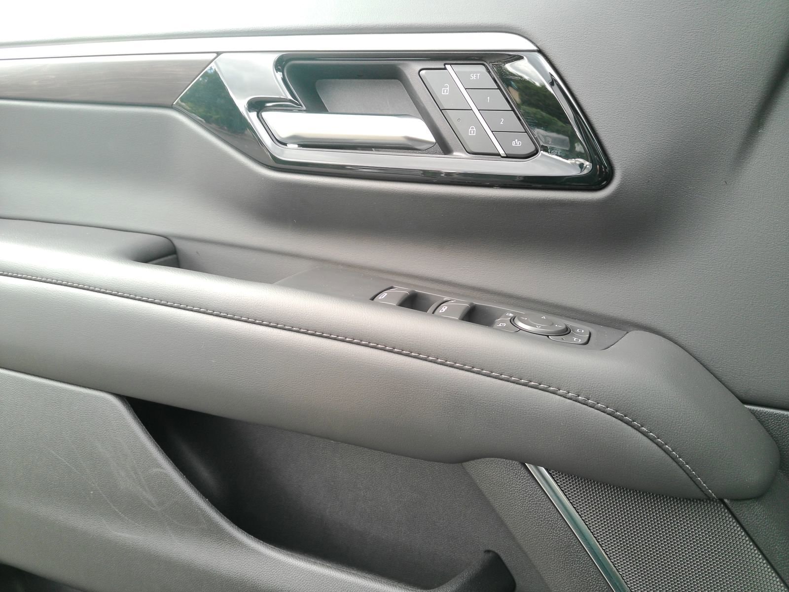 2026 Chevrolet Tahoe Z71 - Photo 25