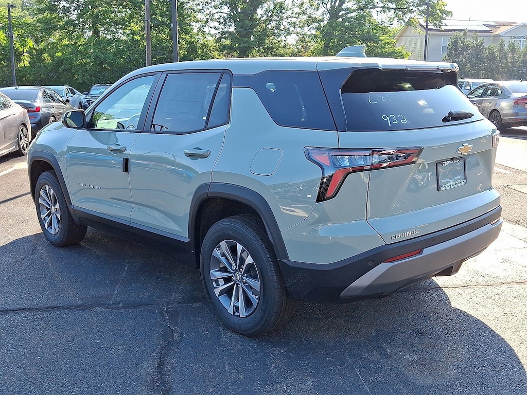 New 2026 Chevrolet Equinox LT SUV