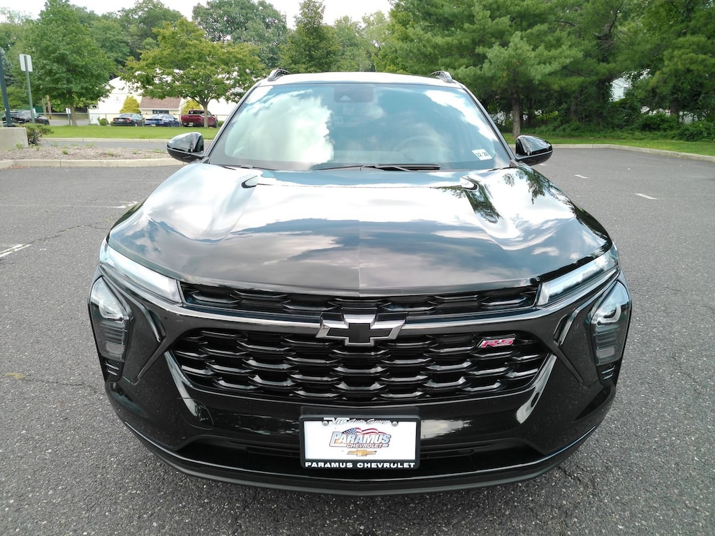 Used 2024 Chevrolet Trax 2RS SUV