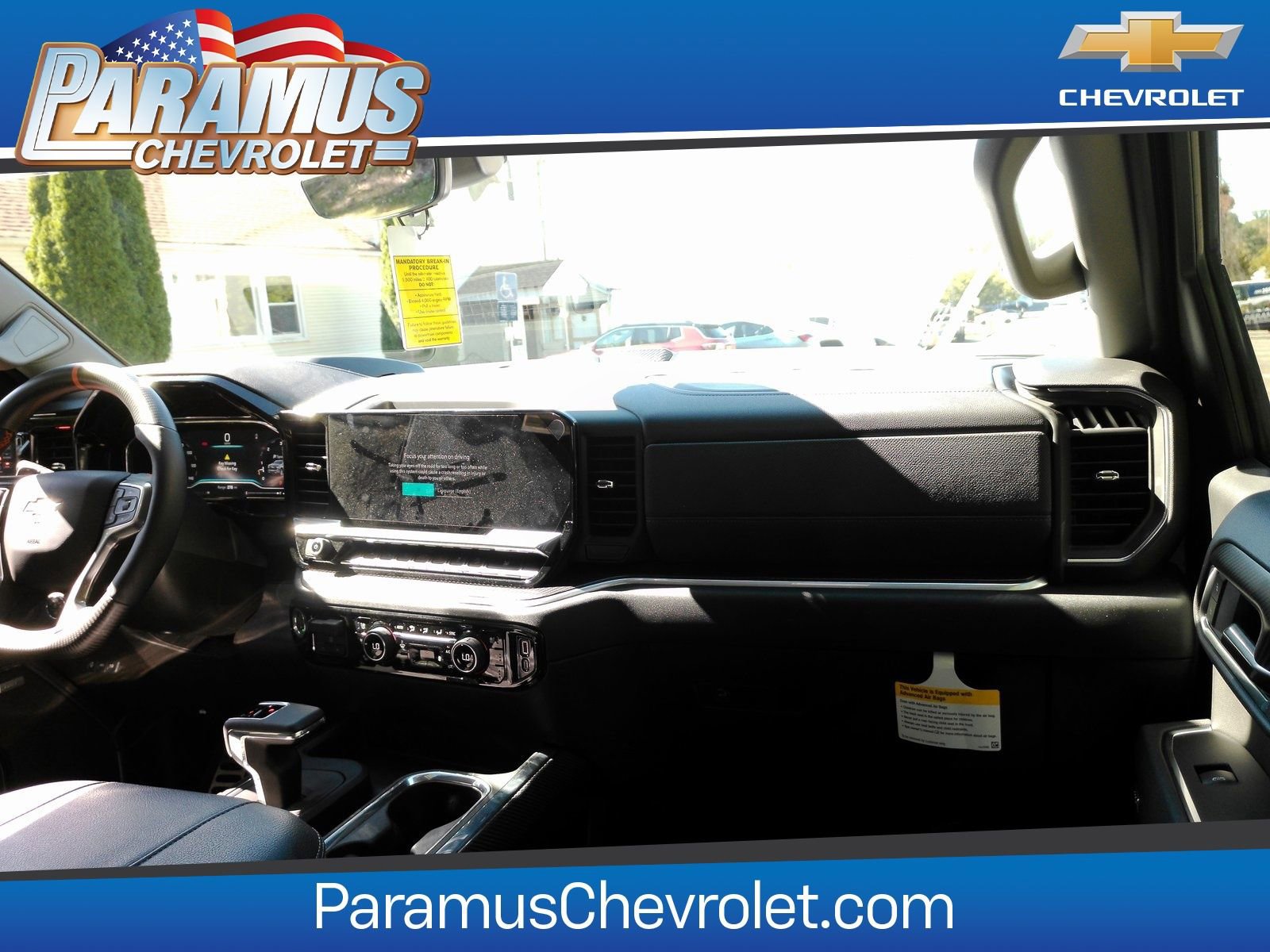 2025 Chevrolet Silverado 1500 LTZ - Photo 13