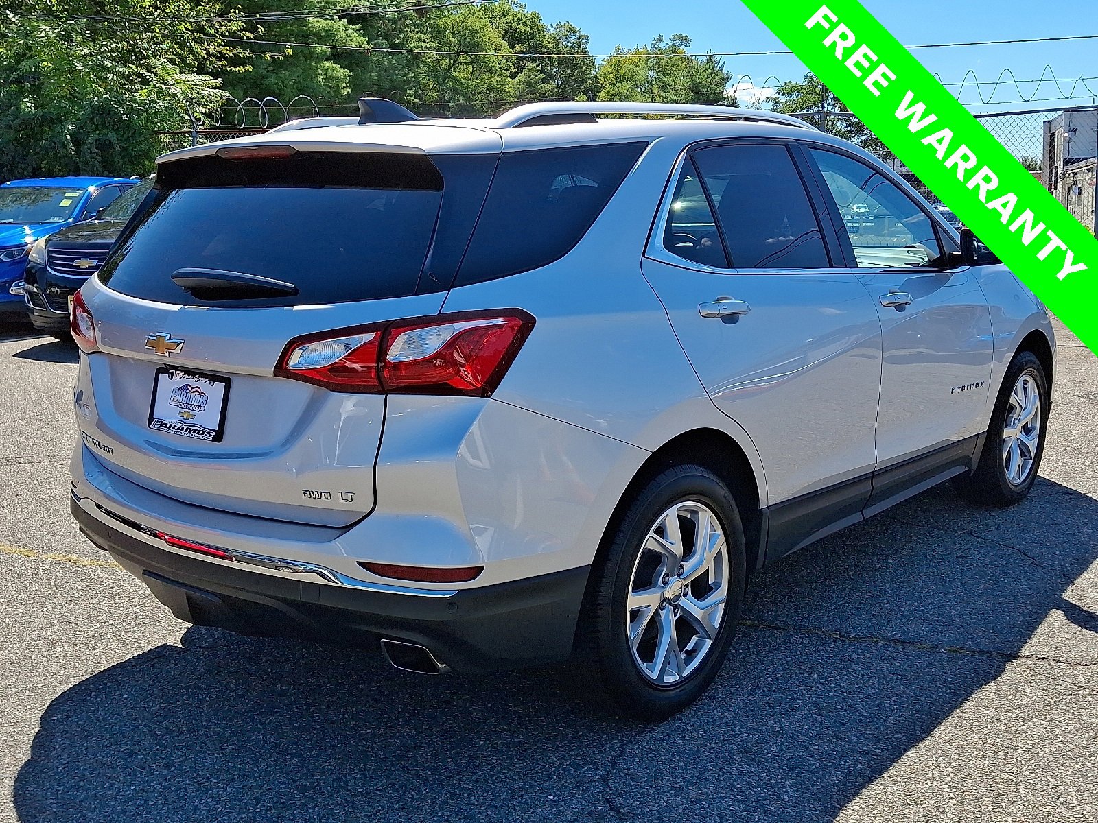 Used 2019 Chevrolet Equinox LT with VIN 3GNAXVEX7KS628725 for sale in Paramus, NJ