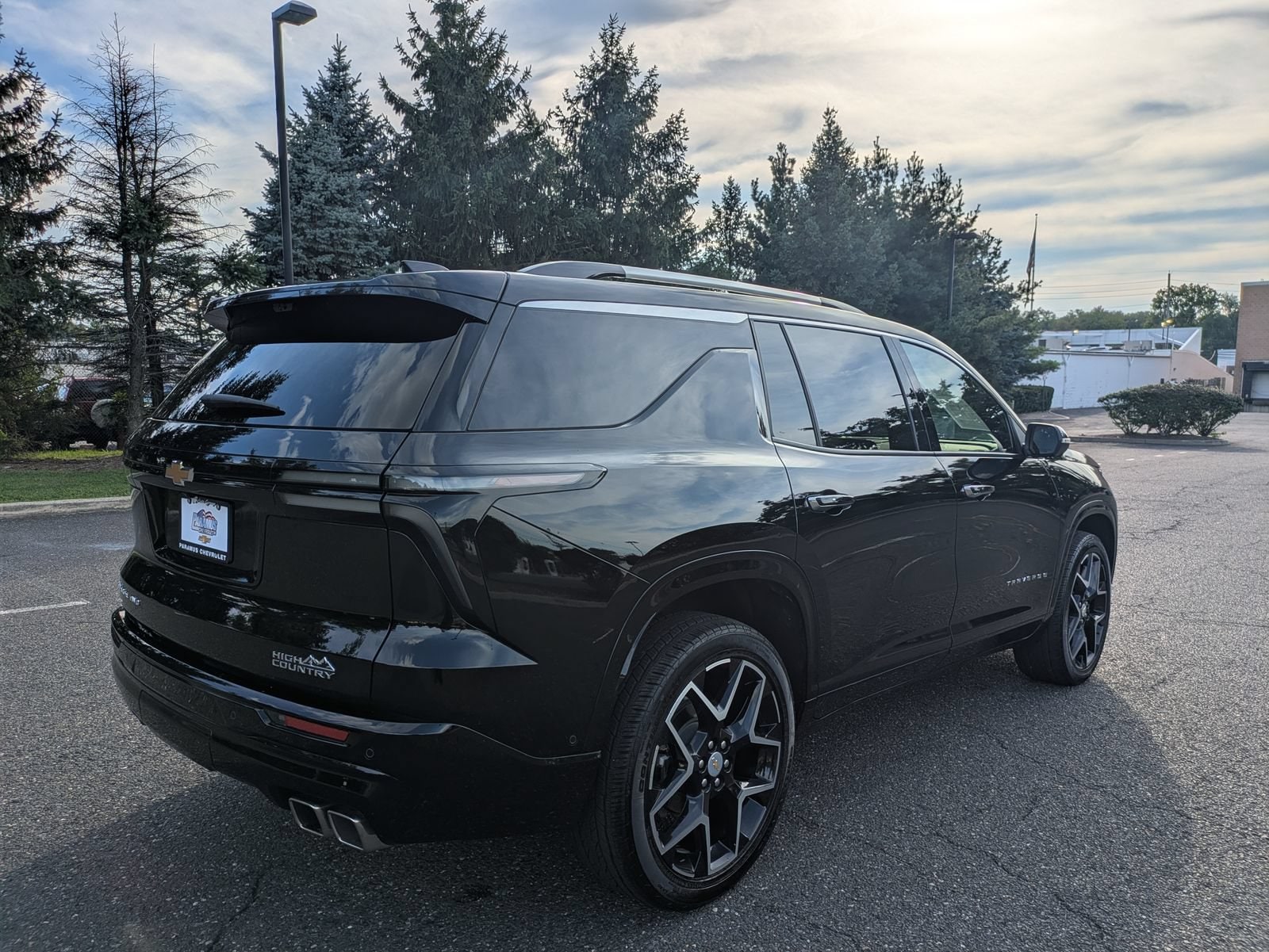 2025 Chevrolet Traverse High Country - Photo 6