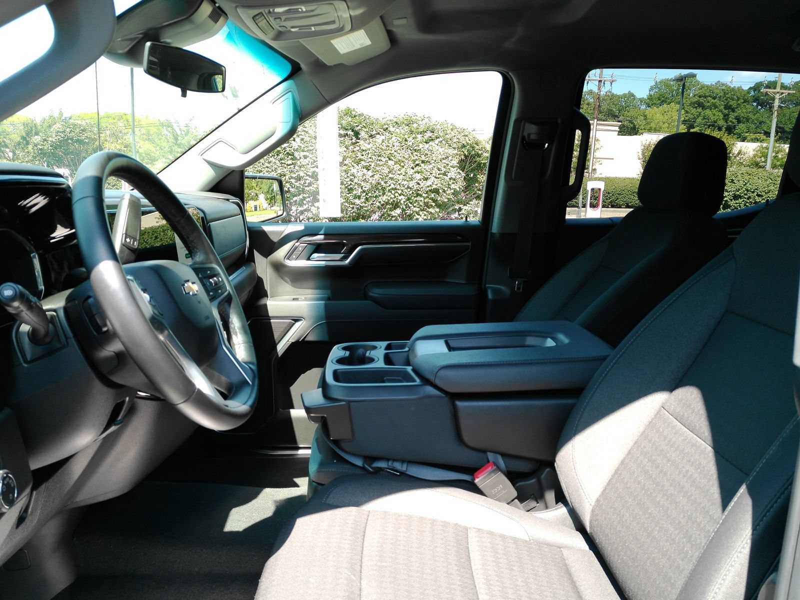 2026 Chevrolet Silverado 1500 LT - Photo 10