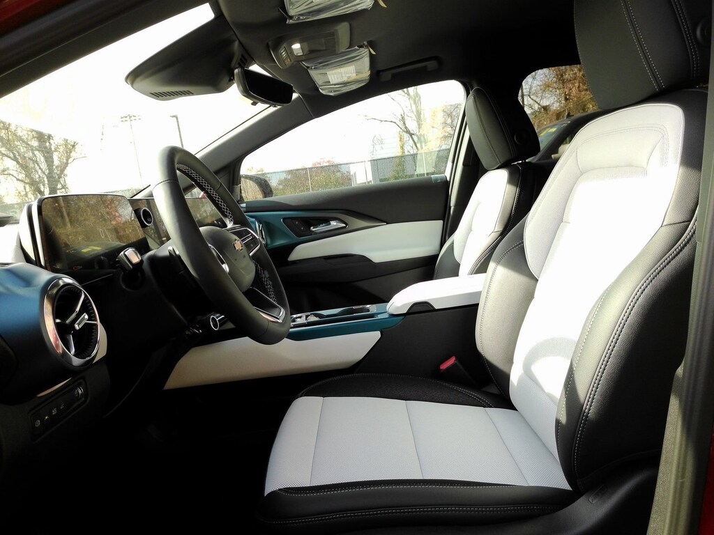 New 2026 Chevrolet Equinox EV LT SUV