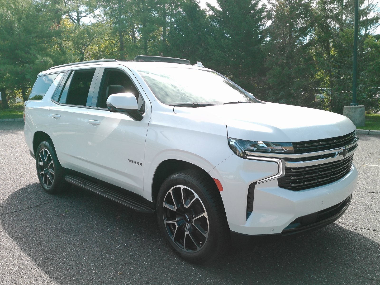 2022 Chevrolet Tahoe RST photo 4