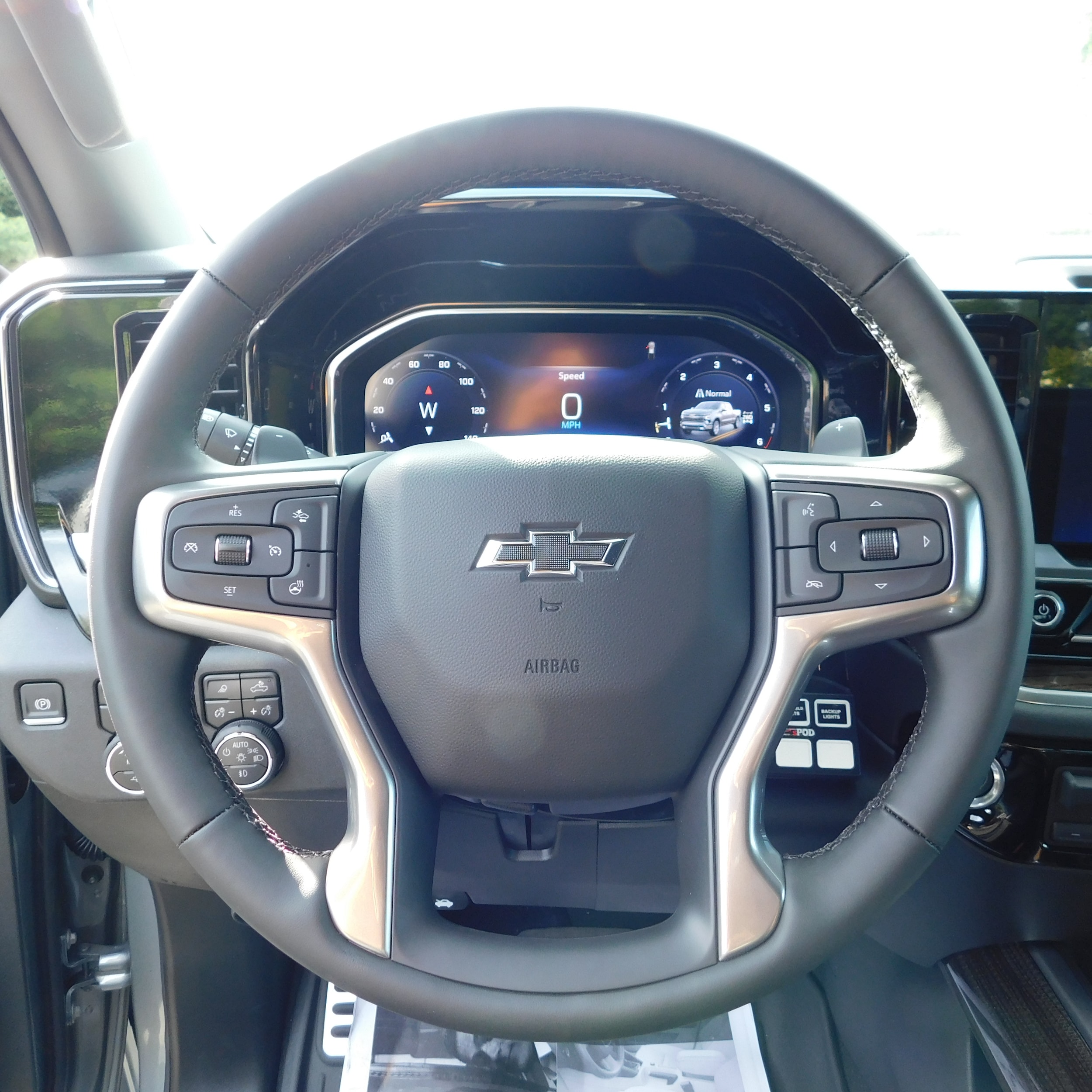 2025 Chevrolet Silverado 1500 RST - Photo 7