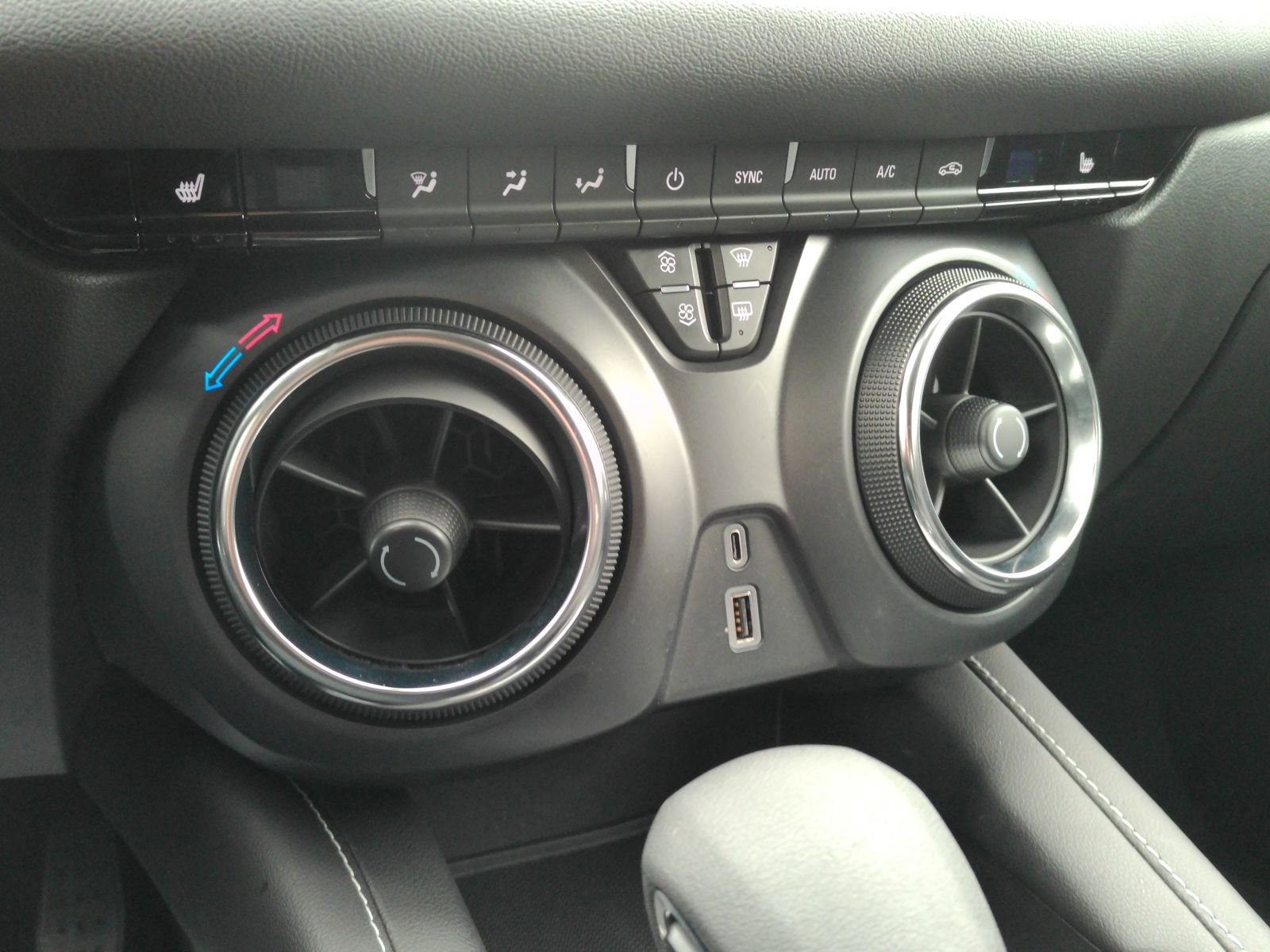 2025 Chevrolet Blazer 2LT - Photo 25