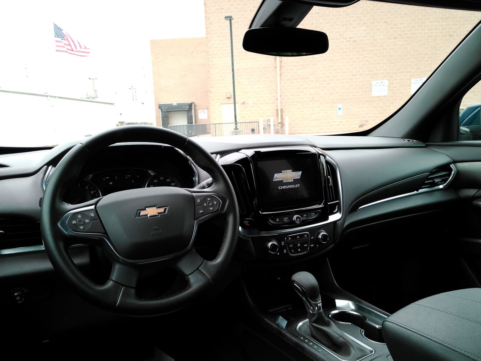 2023 Chevrolet Traverse 1LT - Photo 9