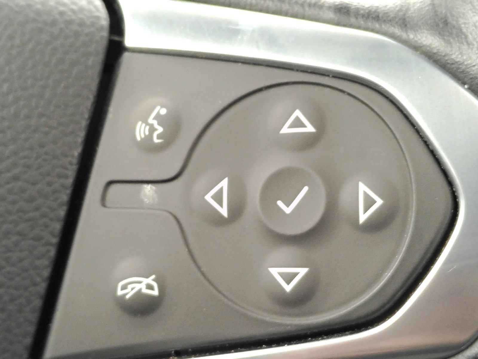 2022 Chevrolet Traverse Premier - Photo 26