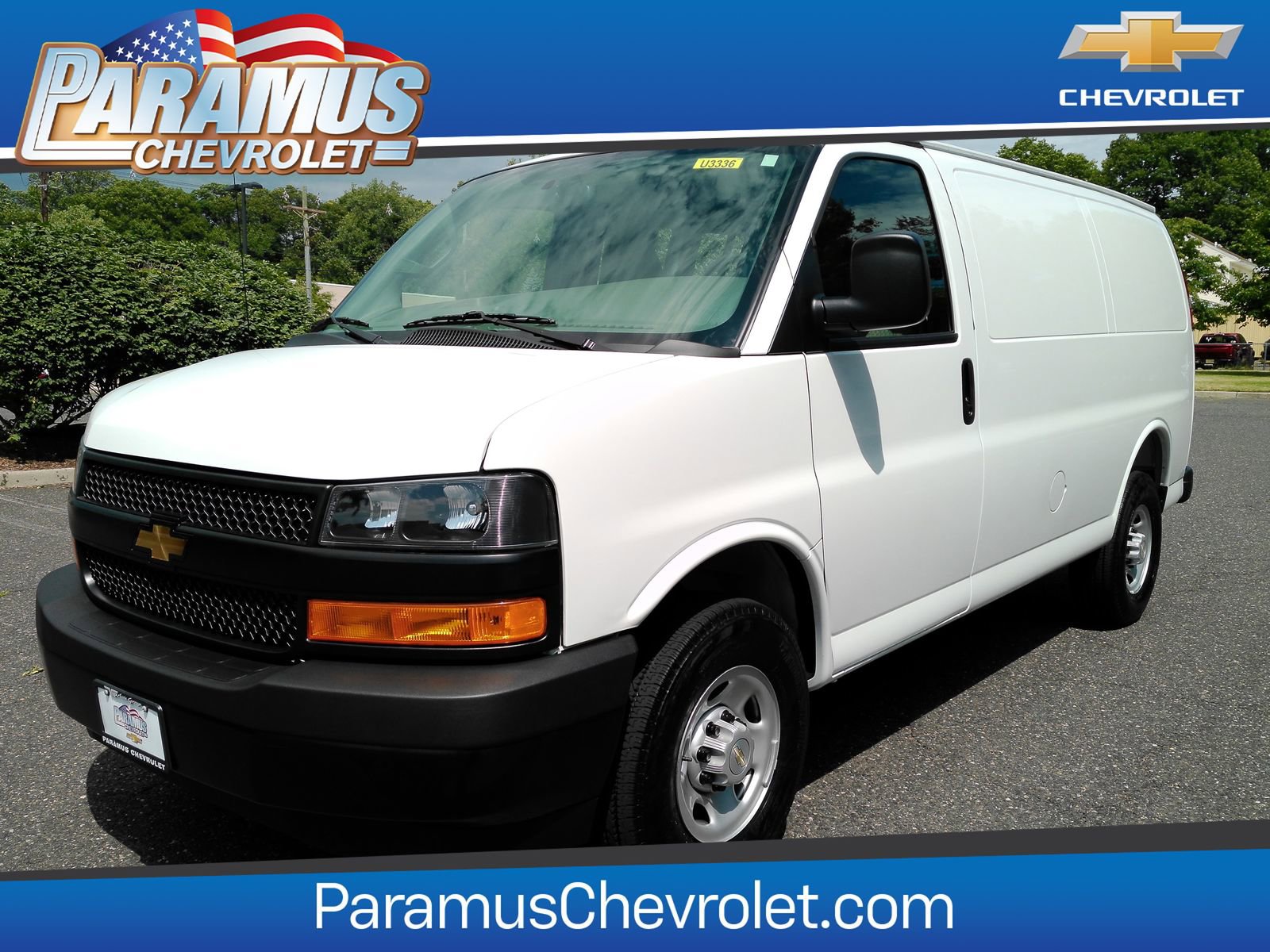 2025 Chevrolet Express 2500 Work Van HD's photo