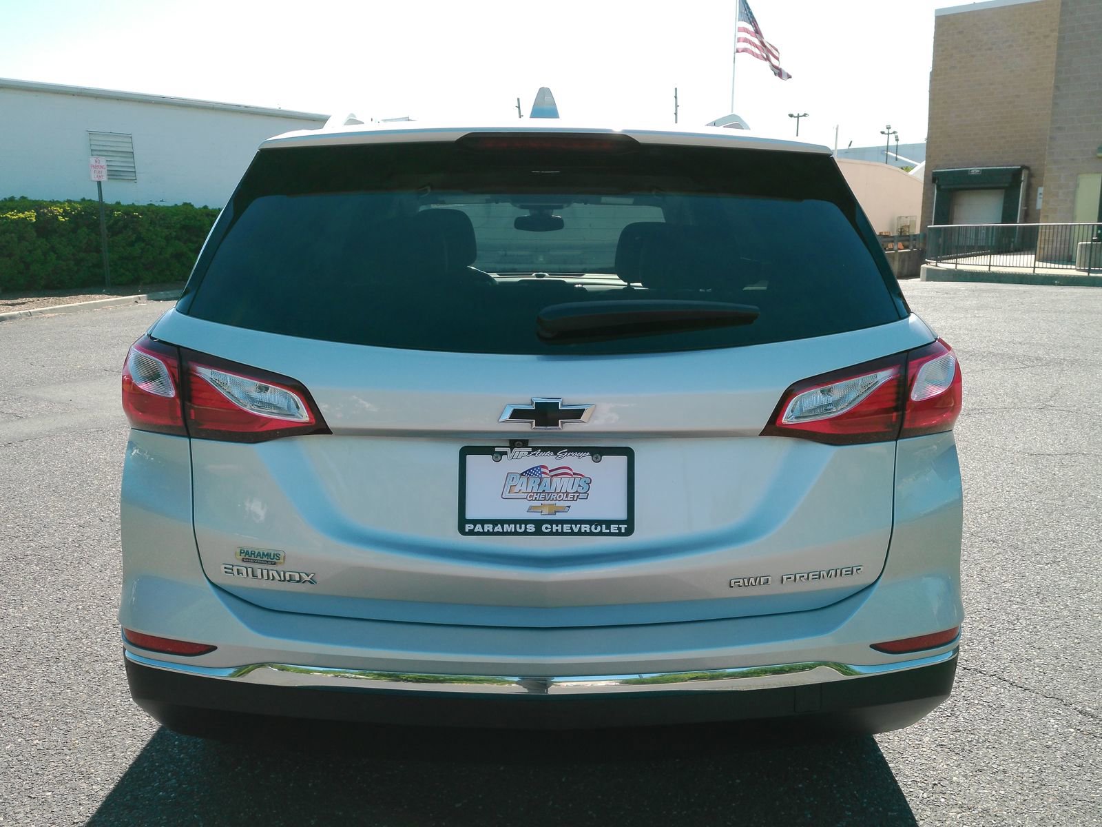 View vehicle photo 7