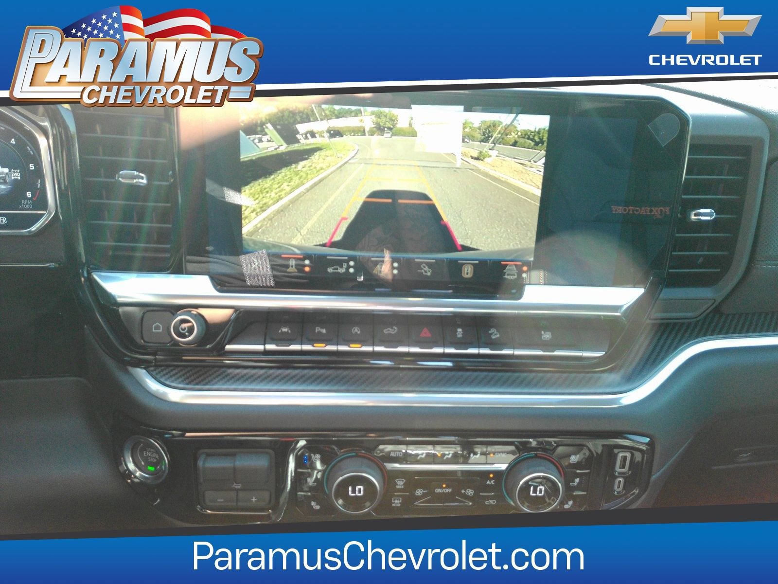 2025 Chevrolet Silverado 1500 LTZ - Photo 18