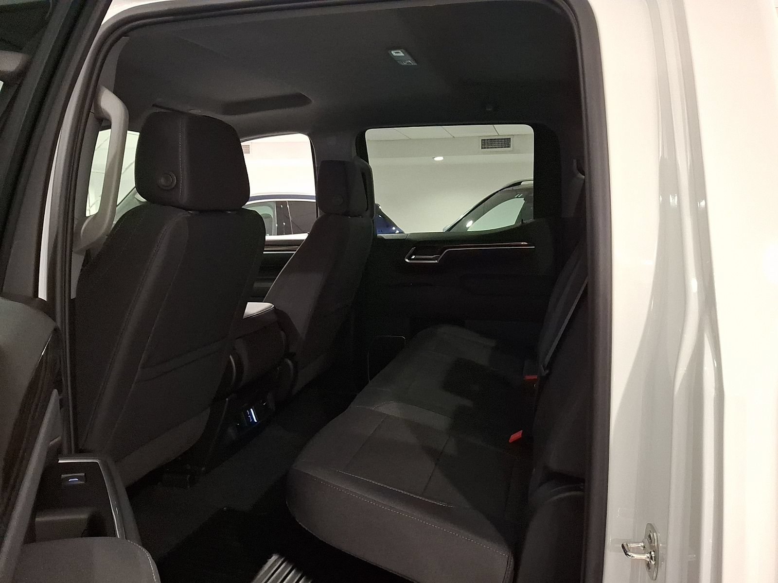 2026 Chevrolet Silverado 1500 LT - Photo 9