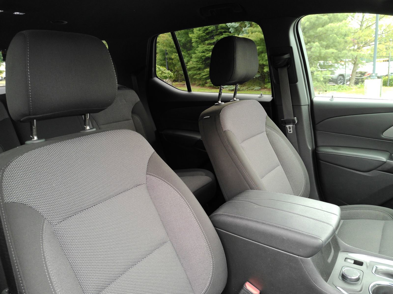2023 Chevrolet Traverse 1LT - Photo 18