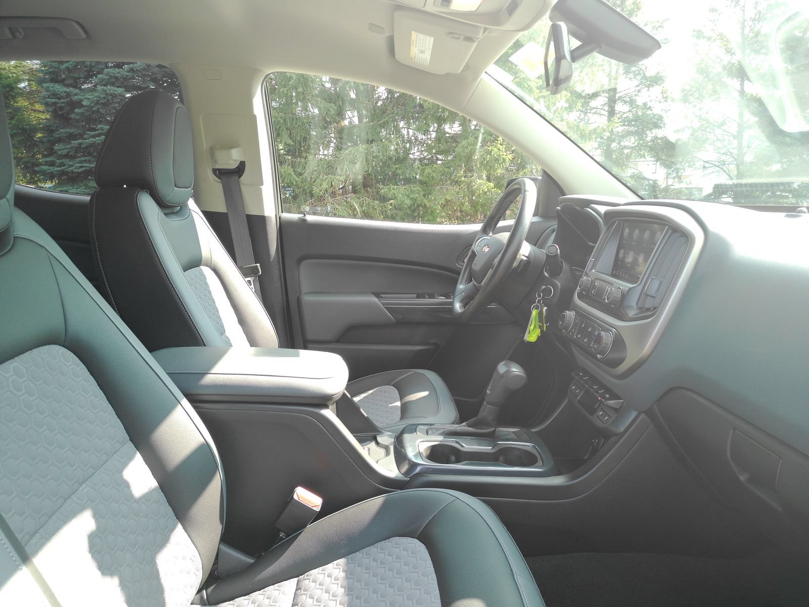 2020 Chevrolet Colorado Z71 - Photo 16