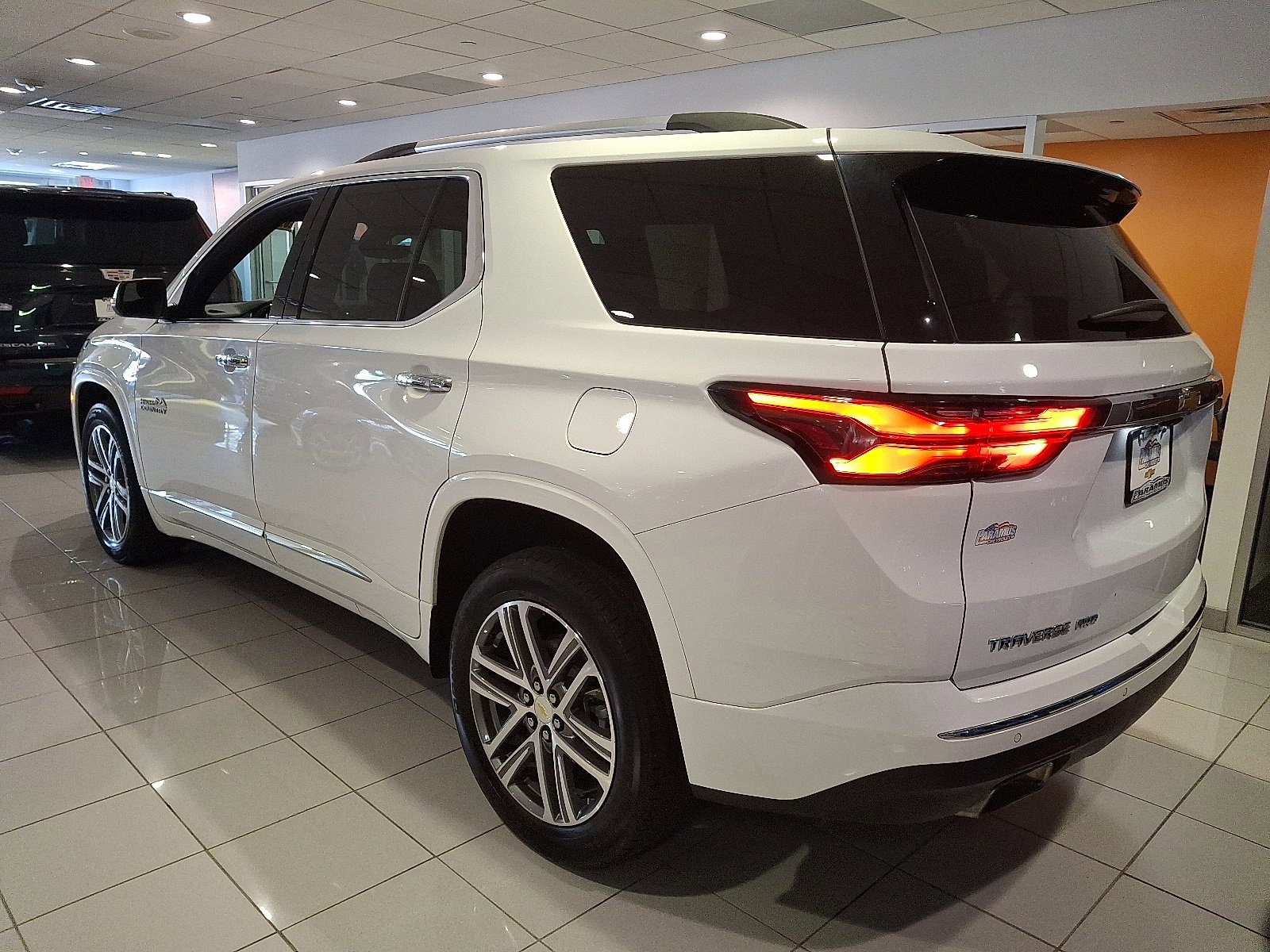 2023 Chevrolet Traverse High Country photo 4