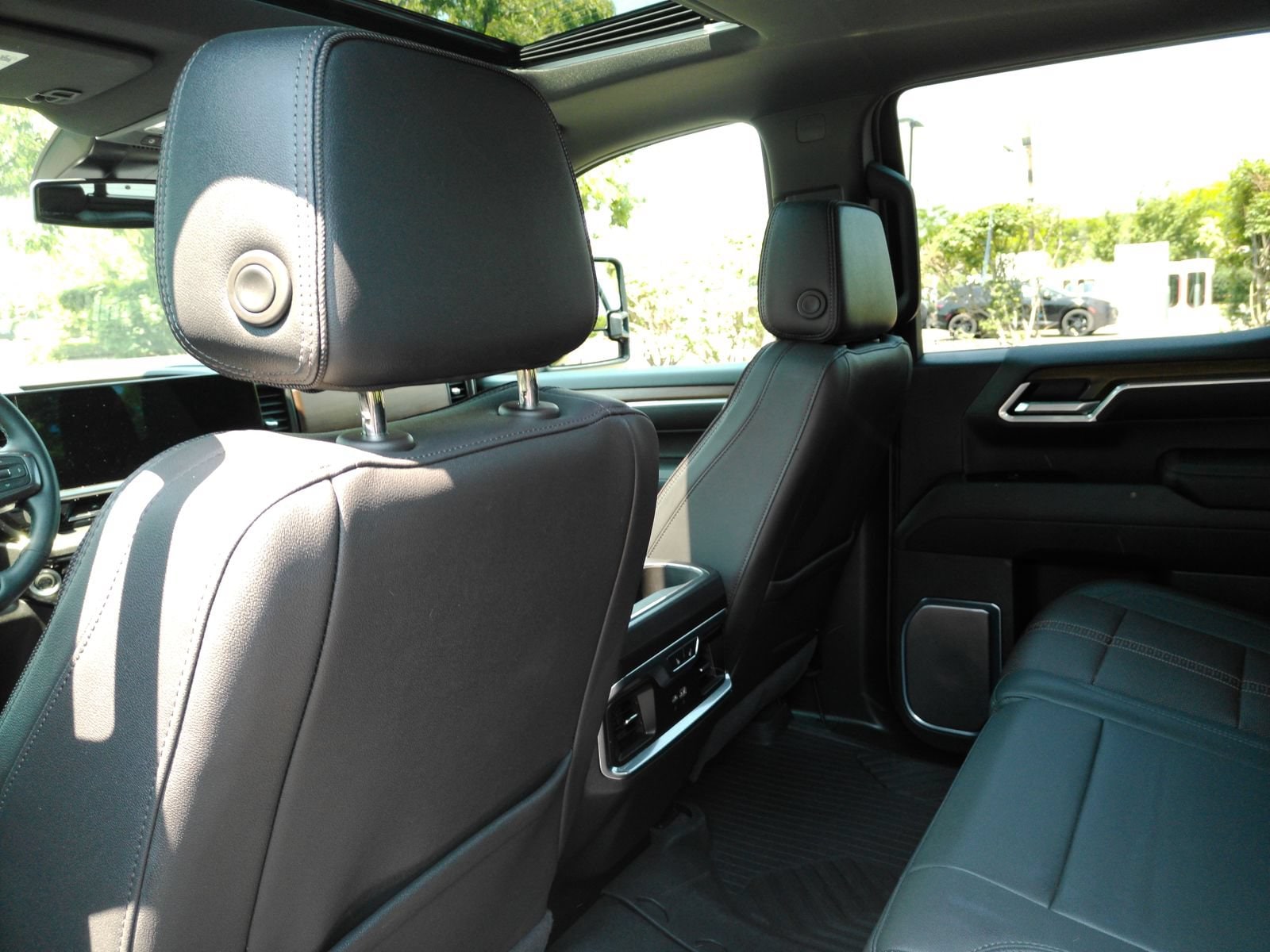 2024 Chevrolet Silverado 1500 High Country - Photo 13