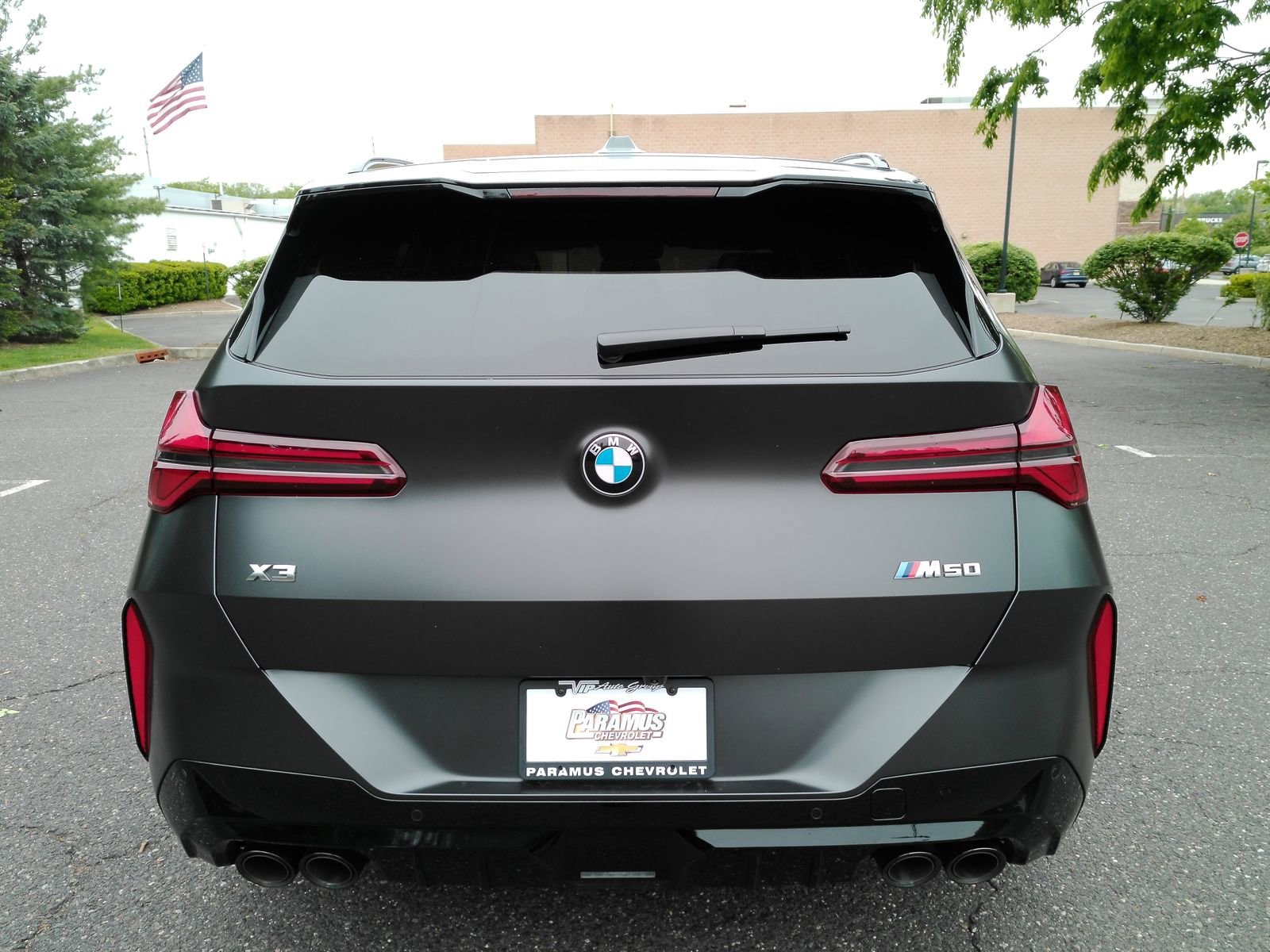 View vehicle photo 7
