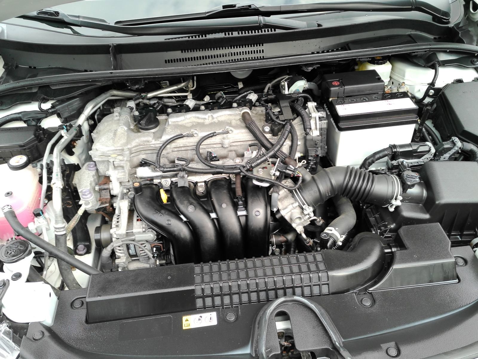 View vehicle photo 4