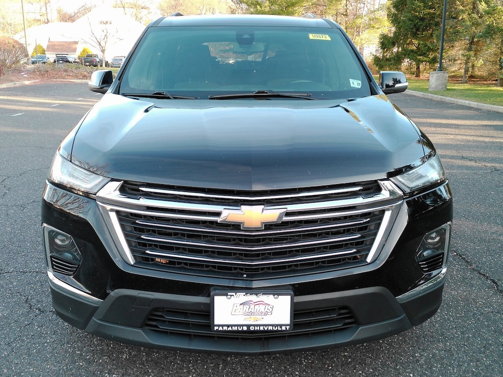 Certified 2022 Chevrolet Traverse LT Cloth SUV