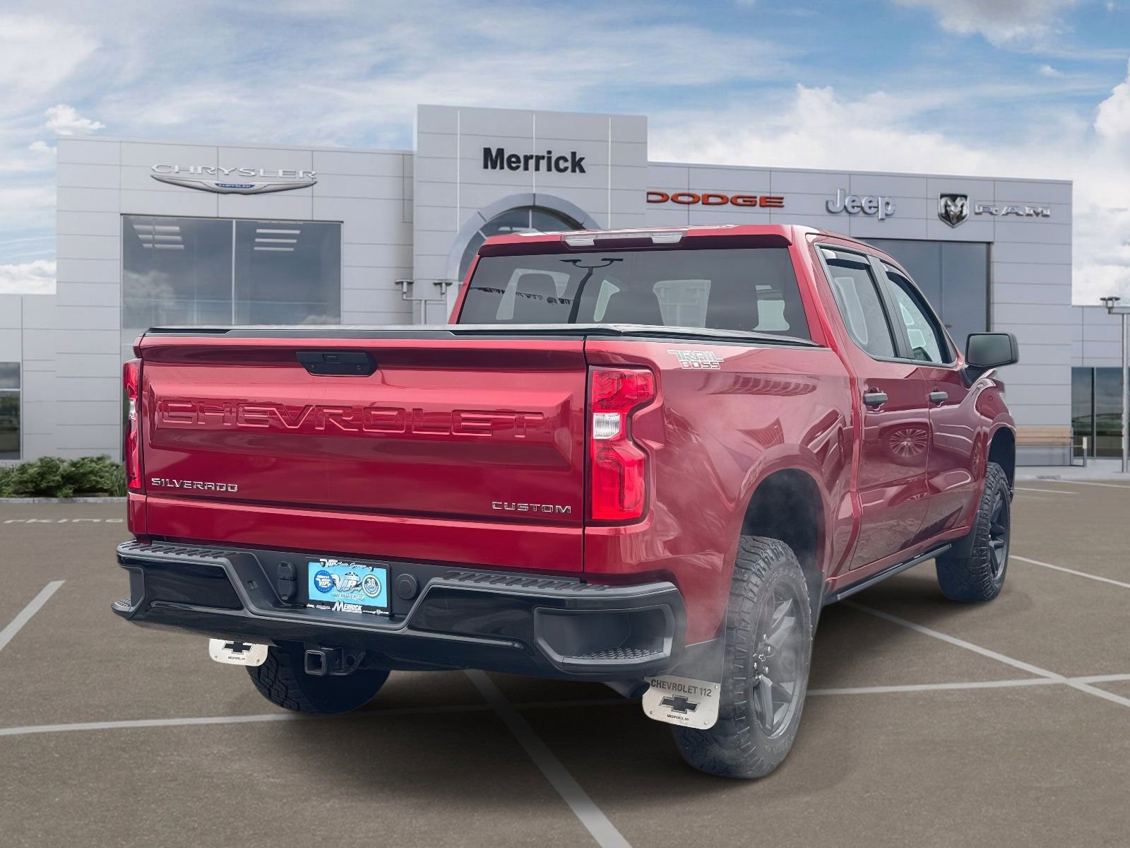 View vehicle photo 7