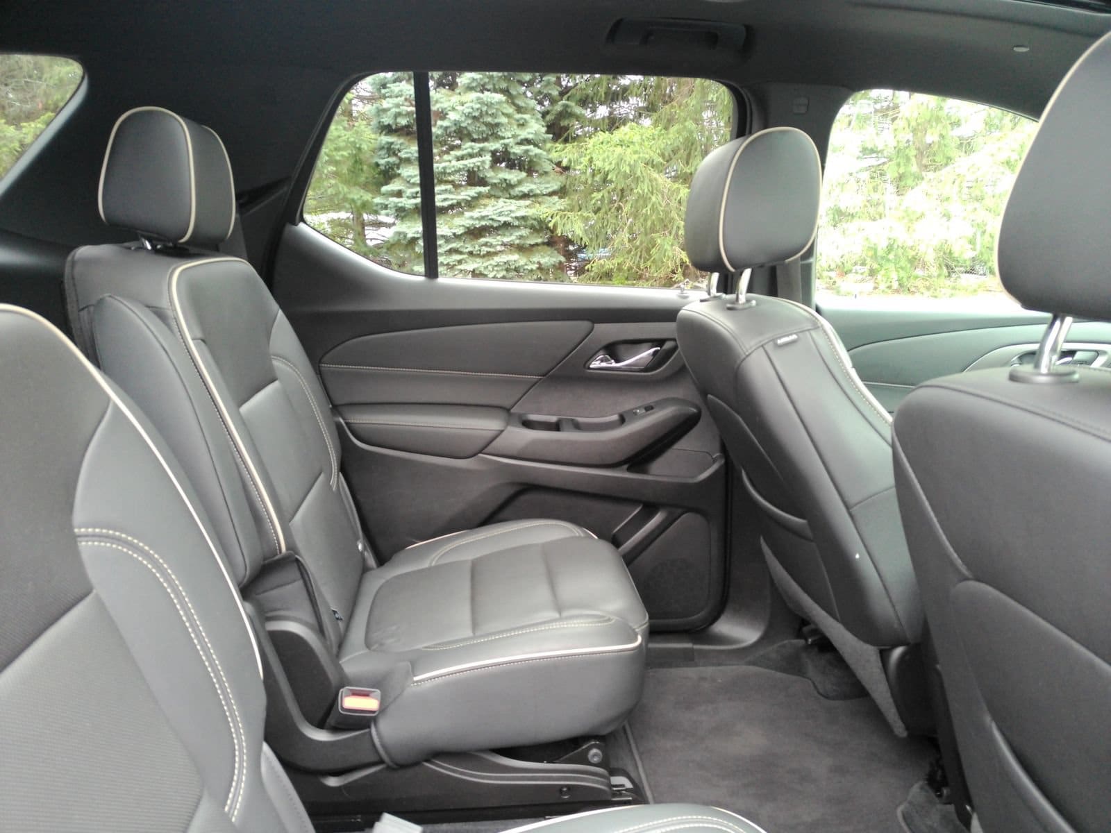 2022 Chevrolet Traverse Premier - Photo 19