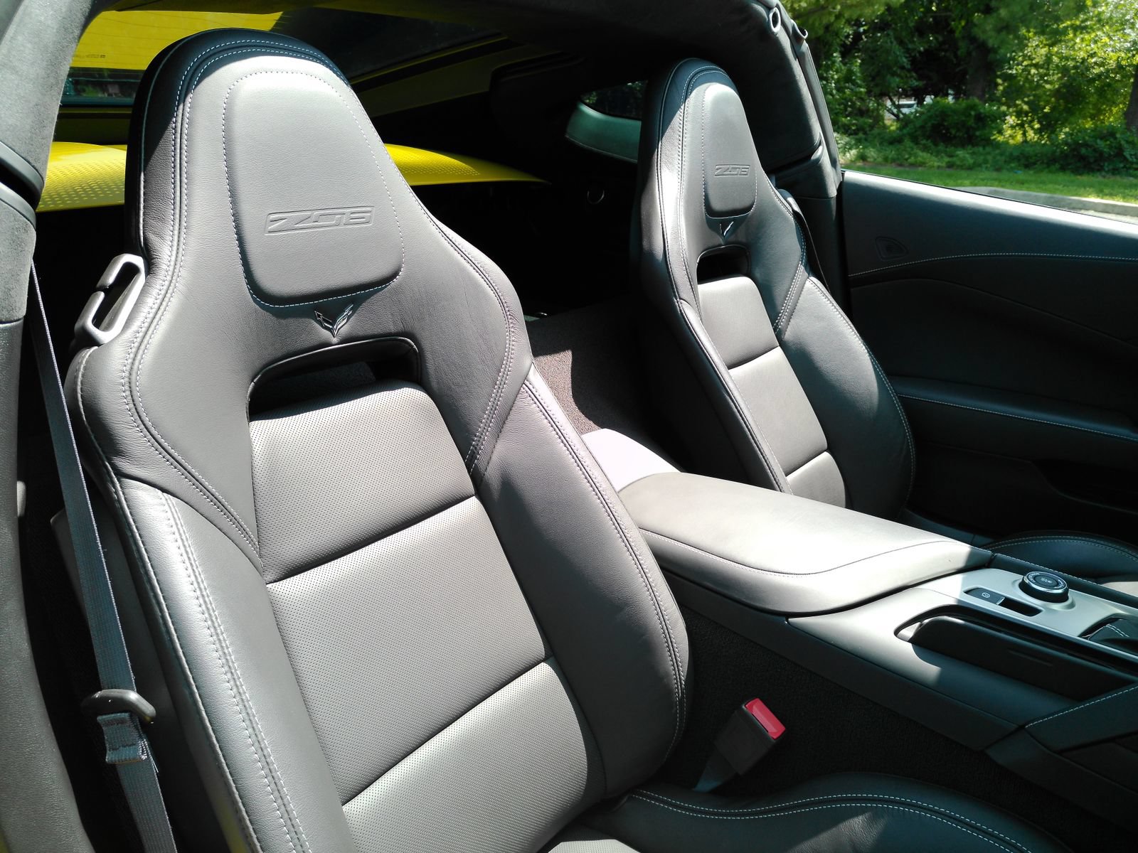 2017 Chevrolet Corvette 3LZ - Photo 32