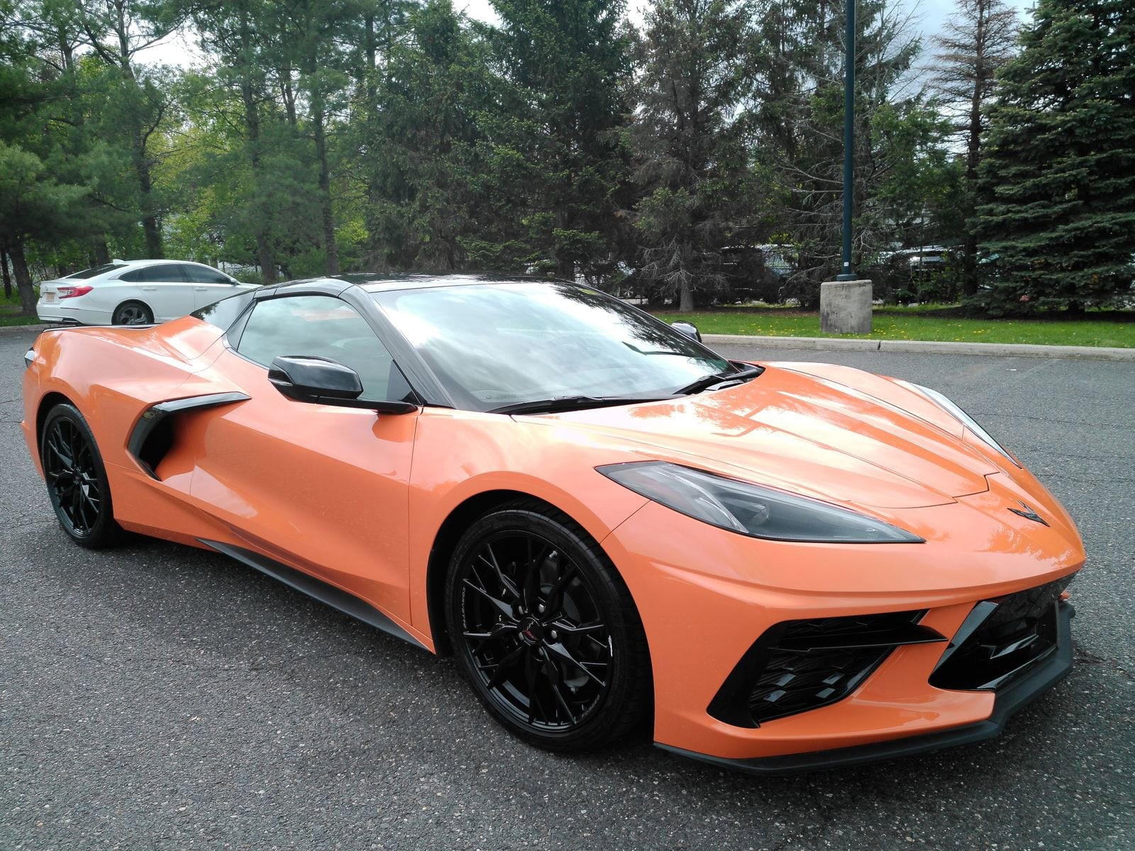 View vehicle photo 2
