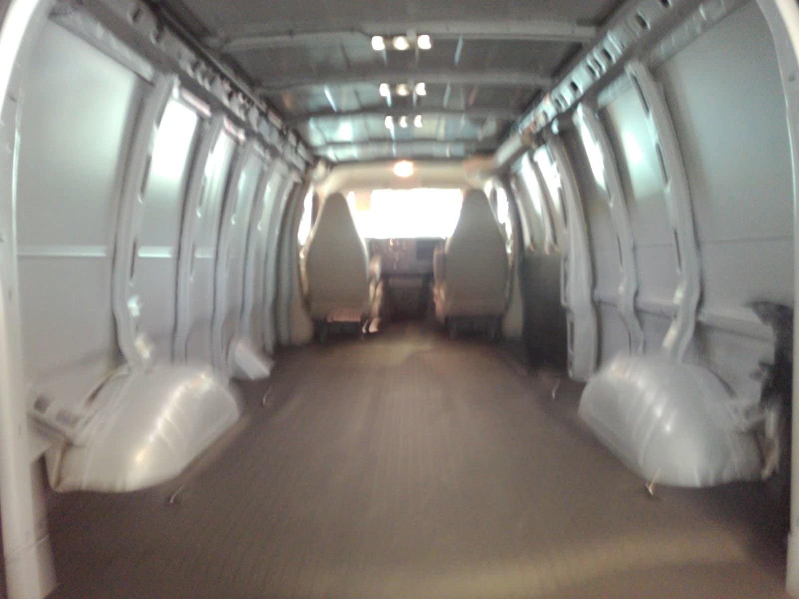 2025 Chevrolet Express Cargo Work Van - Photo 8