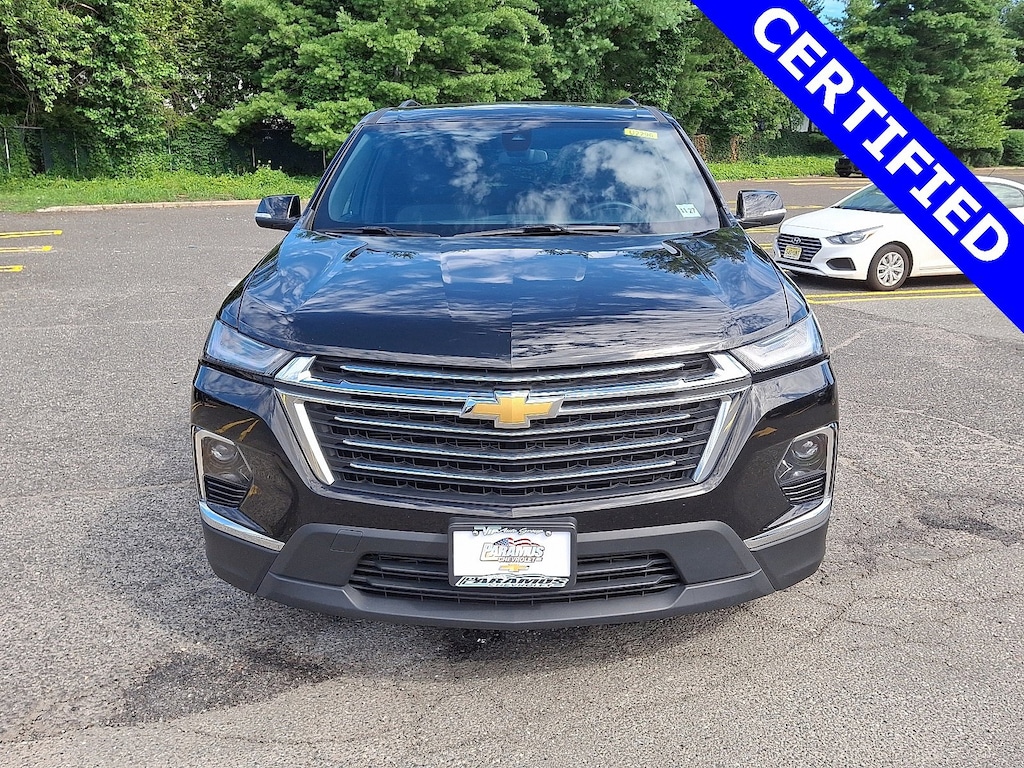 Certified 2023 Chevrolet Traverse LT Cloth SUV