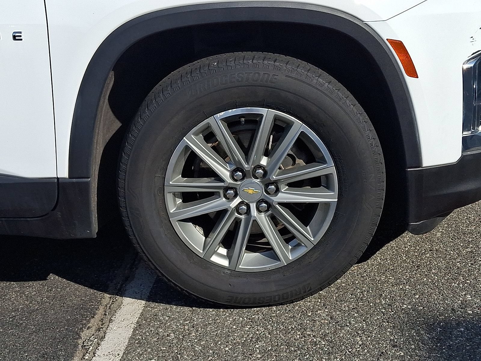 2023 Chevrolet Traverse 1LT - Photo 8